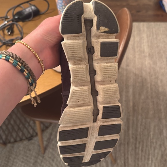 Maroon ON’s - Picture 3 of 4